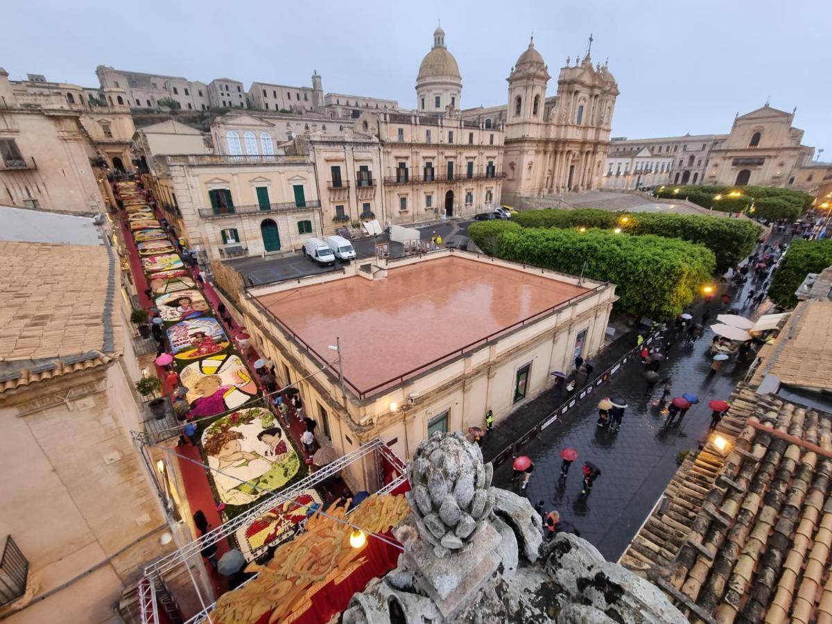 Casa Bommegna Villa Noto Bagian luar foto